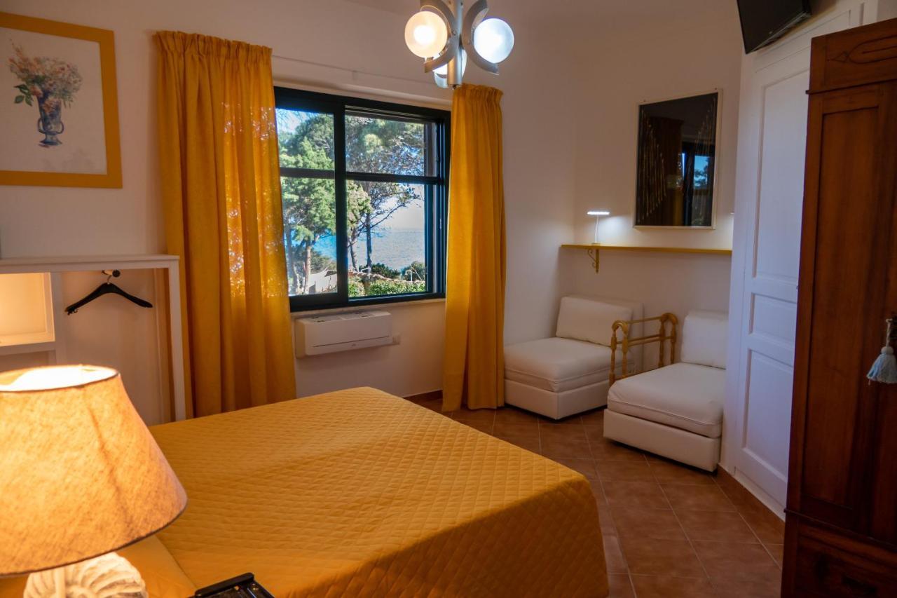 קאלה ליברוטו B&B Giglio Di Mare מראה חיצוני תמונה