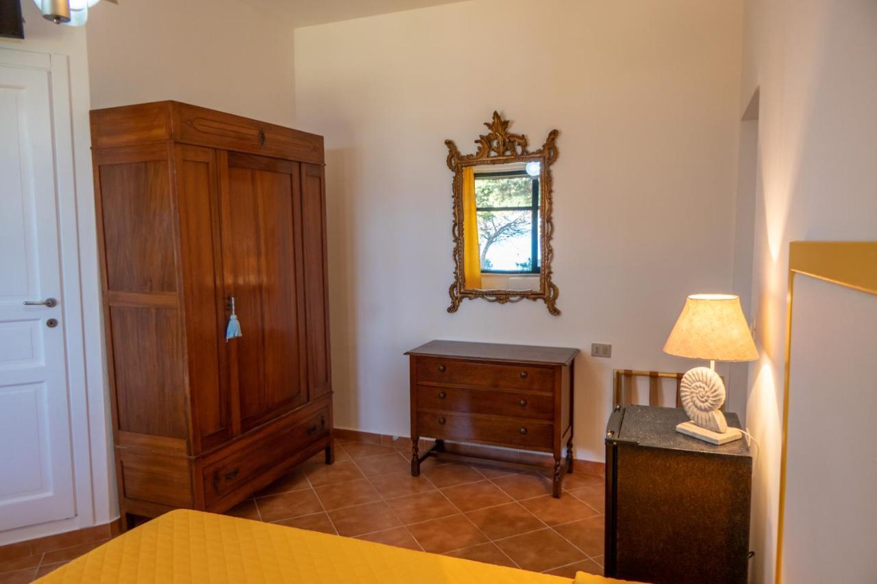 קאלה ליברוטו B&B Giglio Di Mare מראה חיצוני תמונה