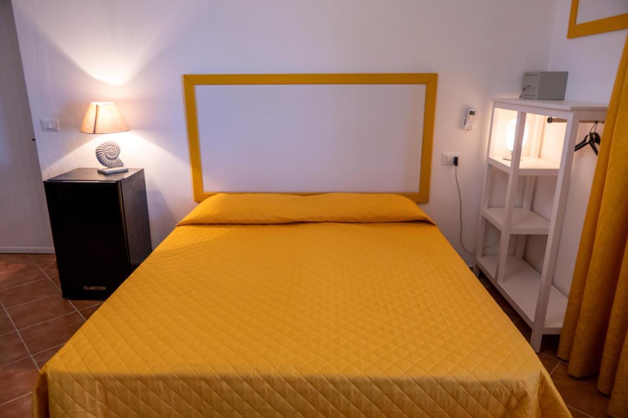 קאלה ליברוטו B&B Giglio Di Mare מראה חיצוני תמונה